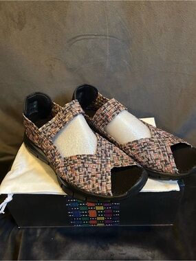 Bernie Mev Comfi Woven Mary Jane Flats Multicolor Open Toe Size 39(8)